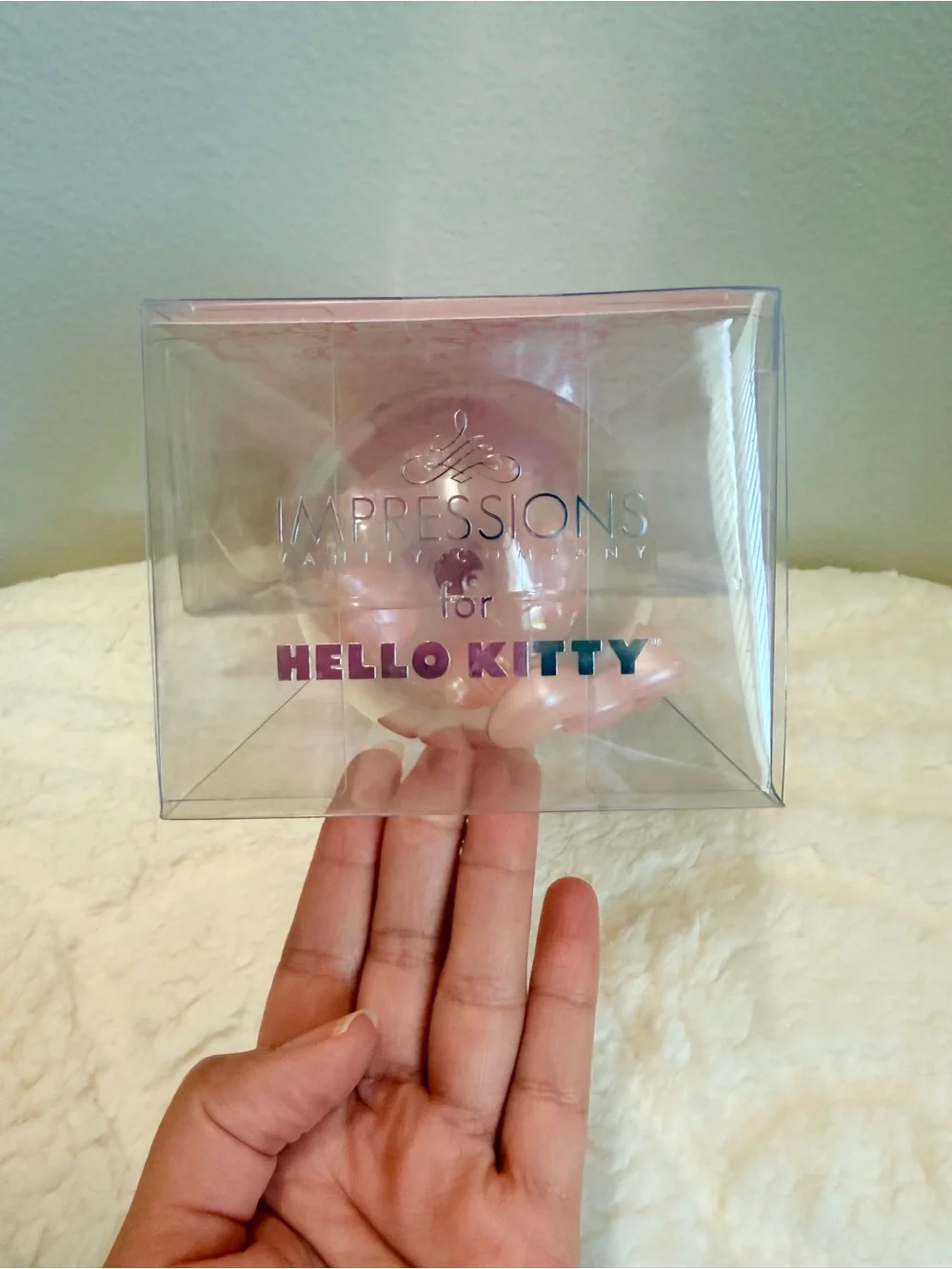 Impressions for Hello Kitty Pink and White Brush Gift Set